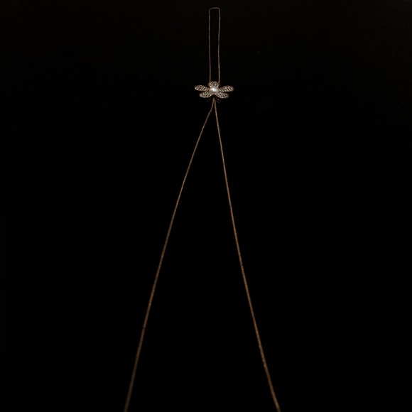 Flower elastic Rose Gold Necklace with Pearl - Picture 4 of 8